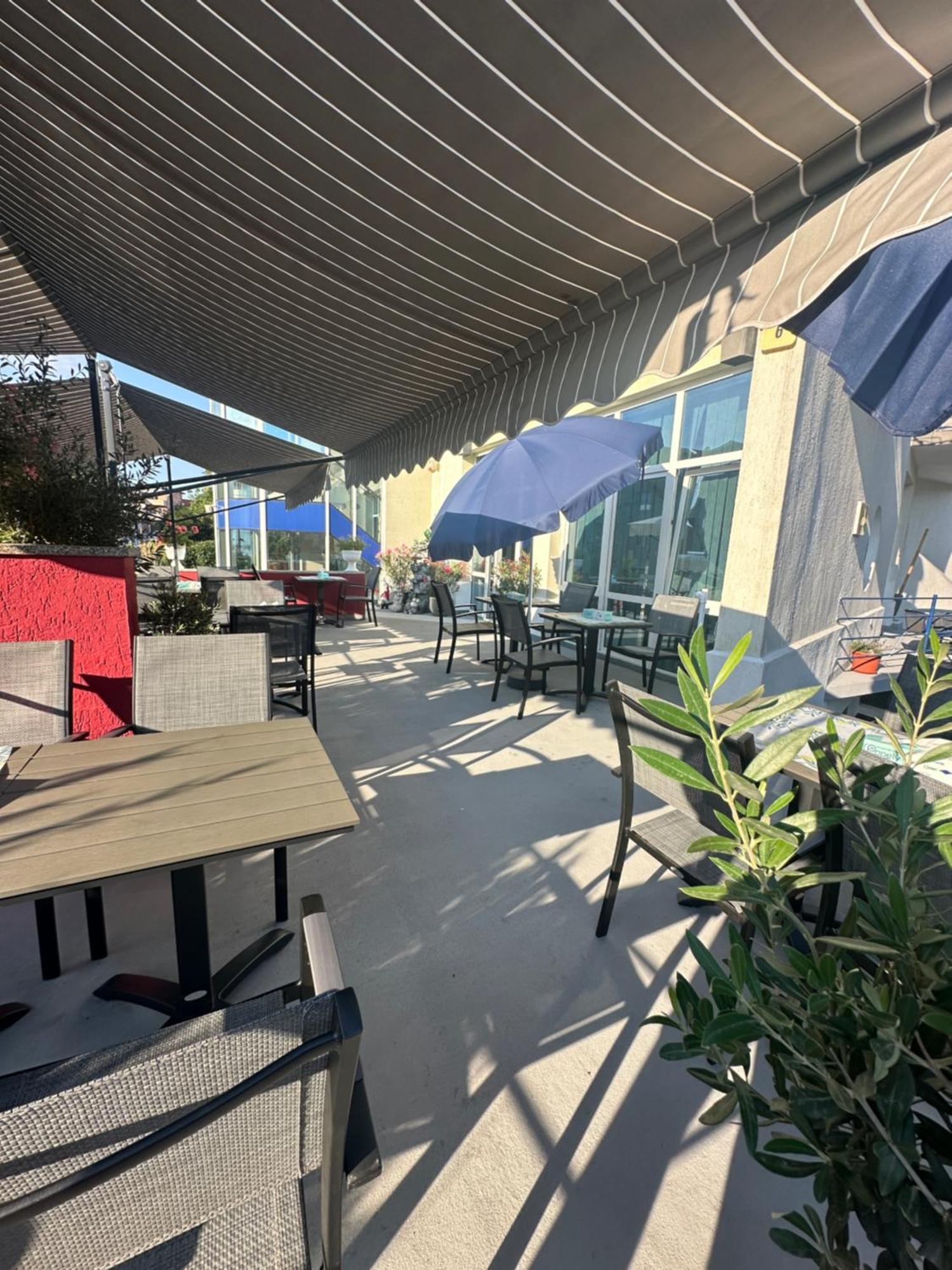 南埃福列 Plexus Boutique酒店 外观 照片
